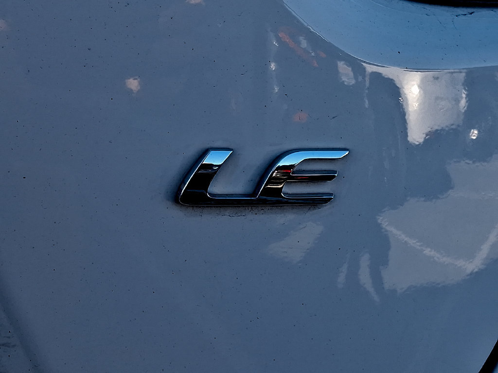 Used 2023 Toyota Corolla LE FWD image 10