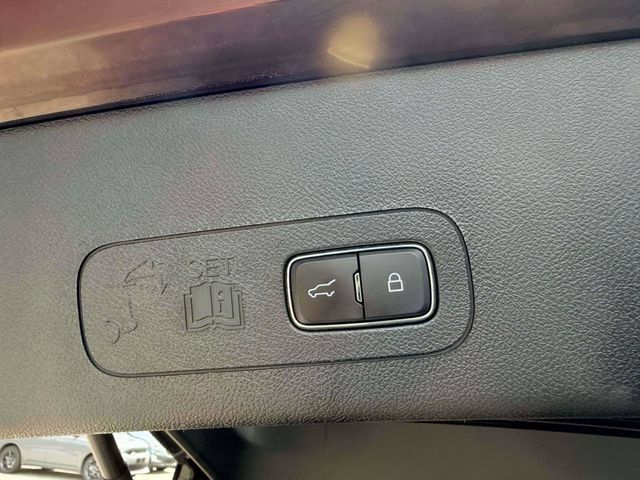 Used 2023 Lincoln Aviator Grand Touring w/ Equipment Group 301A AWD/4WD image 10