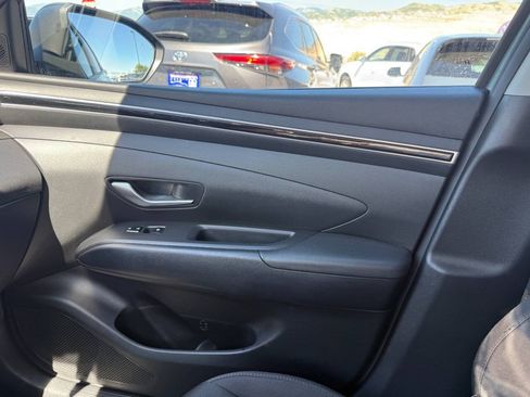Used 2024 Hyundai Tucson Blue AWD/4WD image 40