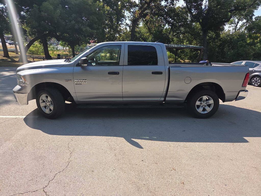 Used 2022 RAM 1500 Classic SLT w/ Electronics Group RWD image 3