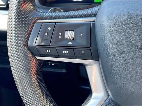 Used 2025 Mitsubishi Outlander ES AWD/4WD image 17