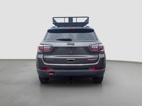 Used 2020 Jeep Compass Trailhawk AWD/4WD image 27
