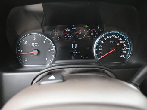 Used 2019 GMC Yukon XL Denali w/ Denali Ultimate Package AWD/4WD image 3
