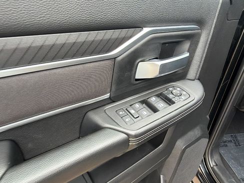 Used 2025 RAM 2500 Big Horn AWD/4WD image 15