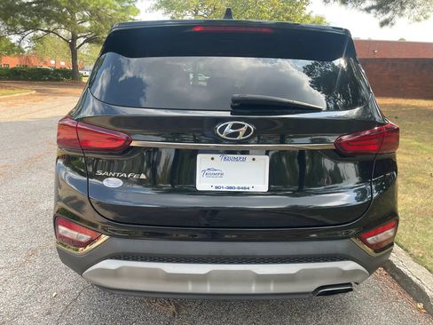 Used 2019 Hyundai Santa Fe SEL FWD image 4