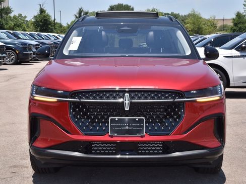 New 2026 Lincoln Nautilus Reserve w/ Jet Appearance Package AWD/4WD image 9