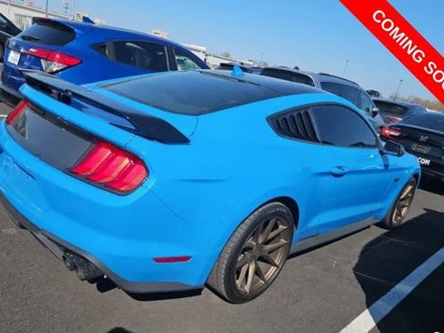 Used 2022 Ford Mustang GT Premium w/ Equipment Group 401A RWD image 3