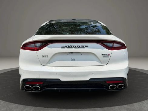 Used 2018 Kia Stinger GT2 AWD/4WD image 6