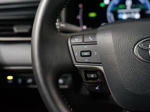 Certified 2025 Toyota Camry SE image 14