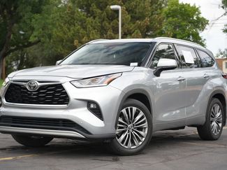 Used 2020 Toyota Highlander Platinum AWD/4WD 360° Tour