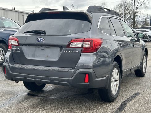 Used 2019 Subaru Outback 2.5i Premium w/ Popular Package #2 image 7