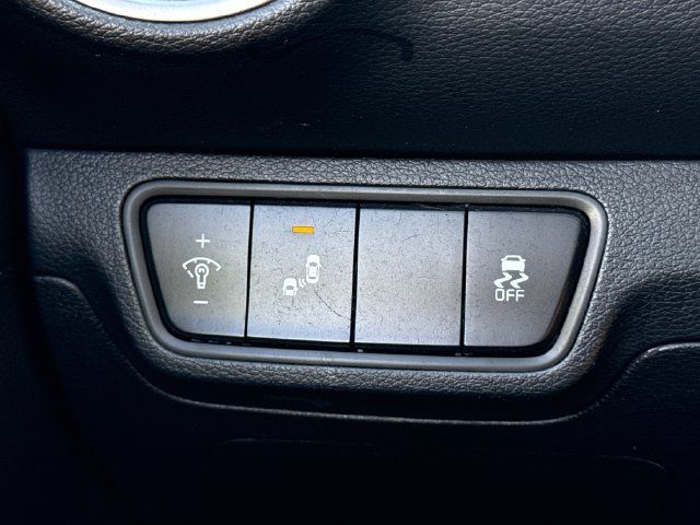 Used 2022 Kia Forte GT FWD image 35