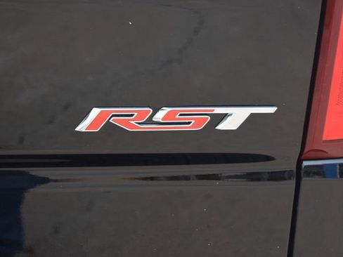 Used 2022 Chevrolet Silverado 1500 RST AWD/4WD image 8
