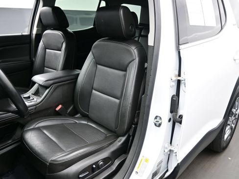 Used 2023 GMC Acadia SLT AWD/4WD image 12