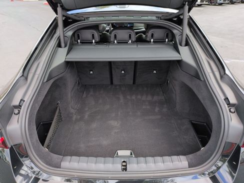 Used 2023 BMW i4 eDrive35 RWD image 32