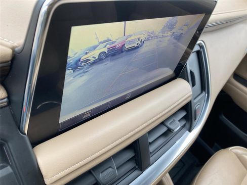 Used 2021 Chevrolet Tahoe Premier image 15