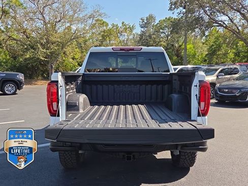 New 2026 GMC Sierra 1500 AT4X w/ AT4X AEV Edition AWD/4WD image 5