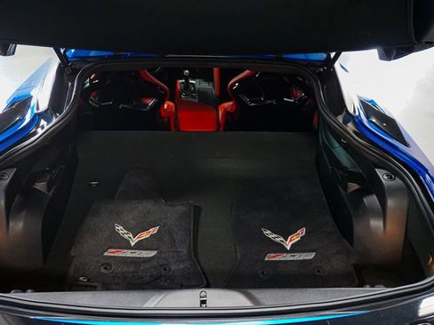 Used 2015 Chevrolet Corvette Z06 w/ Z07 Performance Package RWD image 38