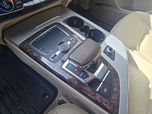 Used 2019 Audi Q7 2.0T Premium Plus w/ Premium Plus Package image 23