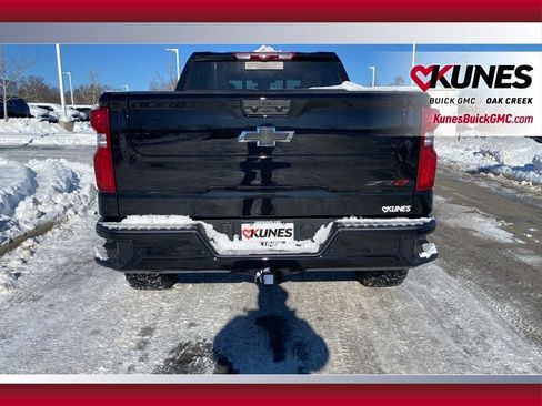 Used 2026 Chevrolet Silverado 1500 ZR2 image 5