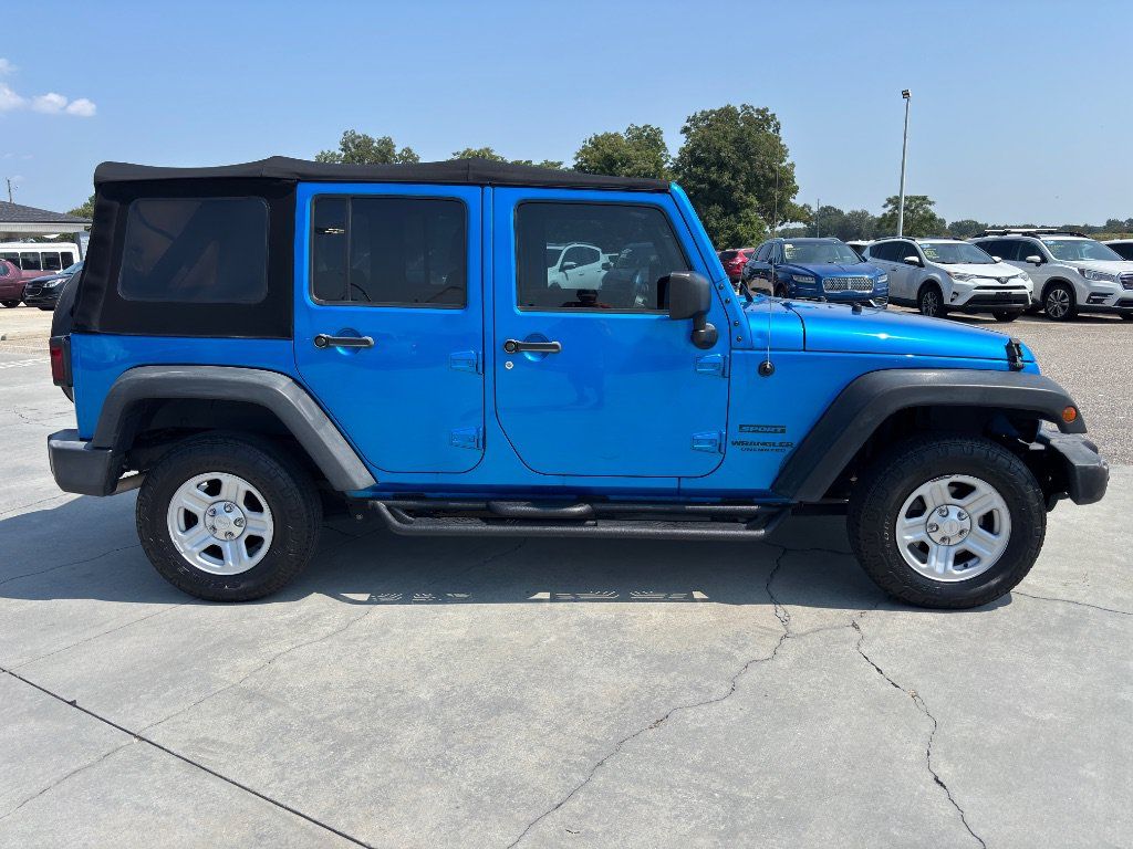 Used 2016 Jeep Wrangler Unlimited Sport w/ Connectivity Group AWD/4WD image 3