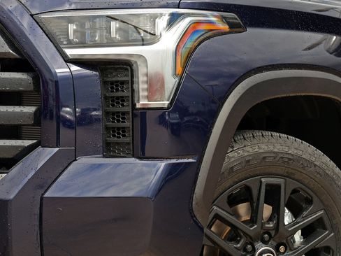 New 2026 Toyota Tundra Limited AWD/4WD image 11