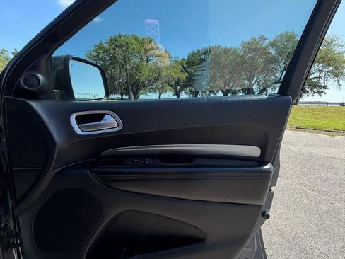 Used 2020 Dodge Durango SXT w/ 3rd Row Seating Group image 14