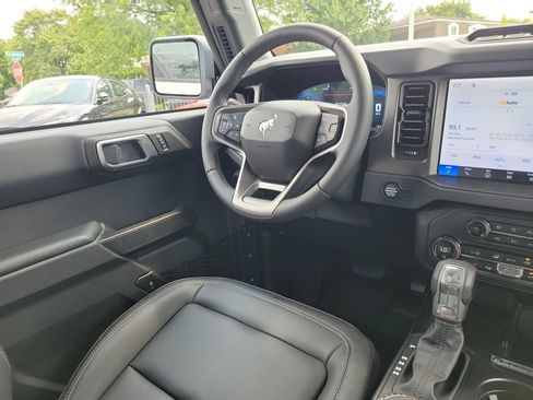 New 2026 Ford Bronco Badlands AWD/4WD image 13
