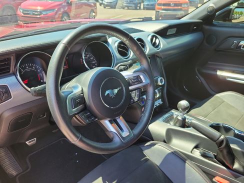 Used 2016 Ford Mustang GT Premium RWD image 22