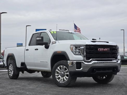 Used 2022 GMC Sierra 2500 Pro w/ Convenience Package image 2