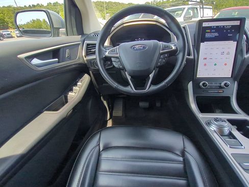Certified 2024 Ford Edge SEL AWD/4WD image 18