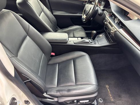Used 2013 Lexus ES 350 image 10