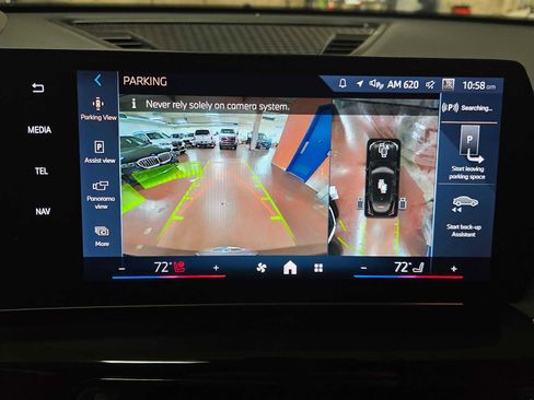 Used 2025 BMW X2 xDrive28i w/ Technology Package image 27