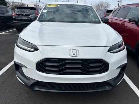 Used 2024 Honda HR-V Sport image 17