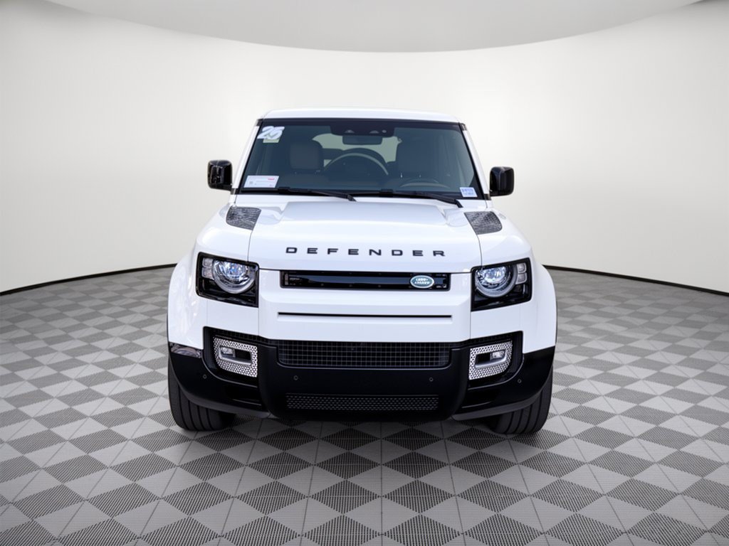 Used 2025 Land Rover Defender 110 X-Dynamic SE AWD/4WD image 6