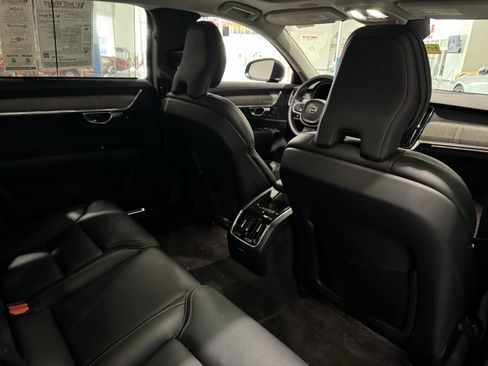 Used 2023 Volvo S90 B6 Ultimate w/ Protection Package Premier image 48