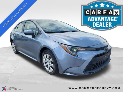 Used 2023 Toyota Corolla LE FWD image 1