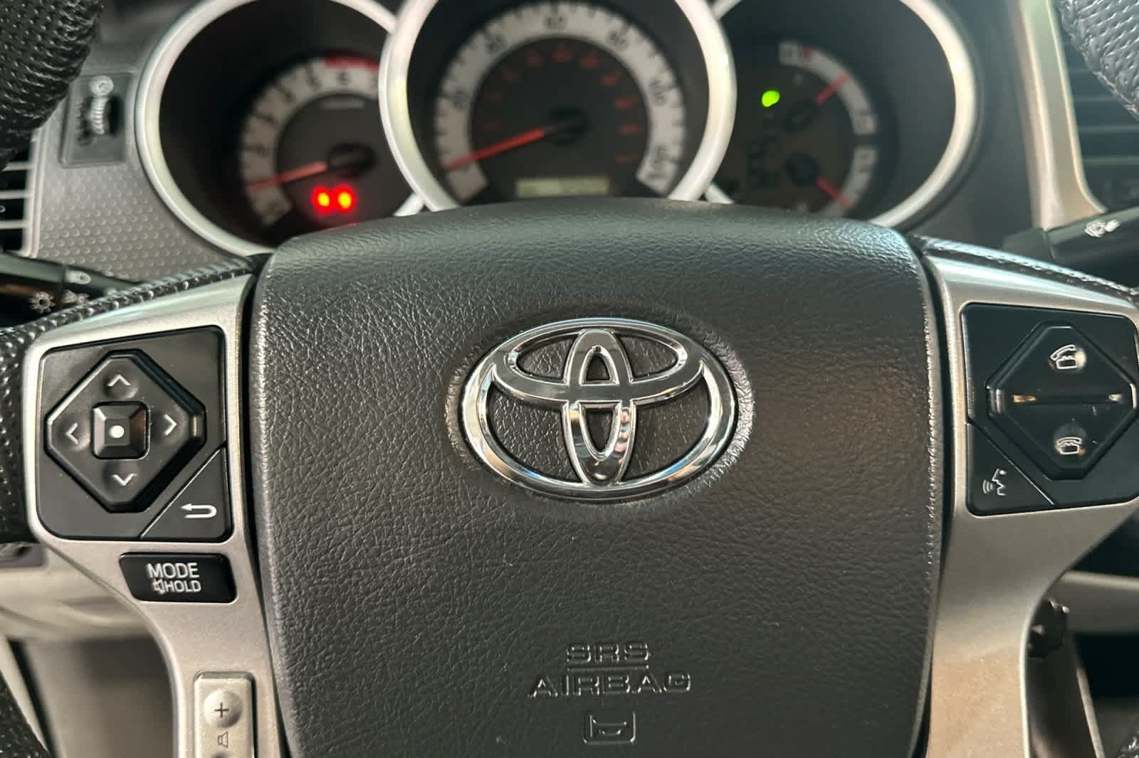 Used 2014 Toyota Tacoma PreRunner w/ TRD Sport Package RWD image 26