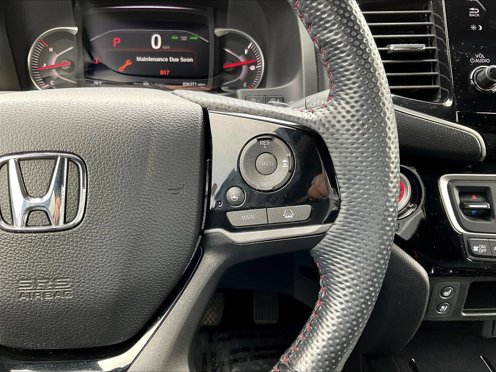 Used 2024 Honda Passport Black Edition image 15