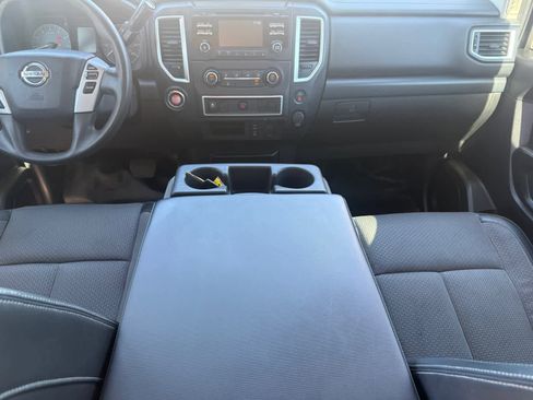 Certified 2017 Nissan Titan S image 14
