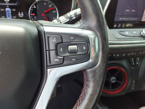 Used 2019 Chevrolet Blazer RS w/ Sun and Wheels Package FWD image 21