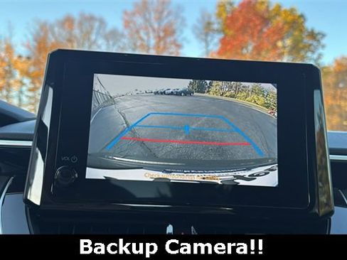 Used 2024 Toyota Corolla LE image 4