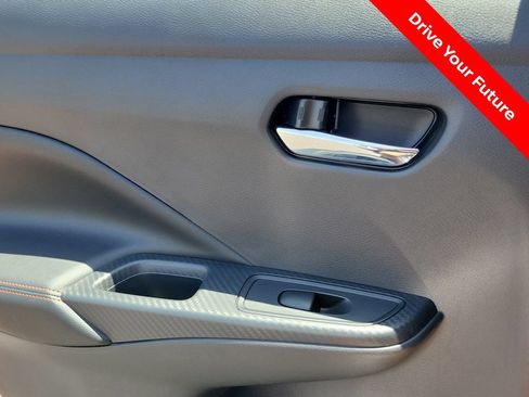 Certified 2025 Nissan Versa SR w/ Trunk Package FWD image 21
