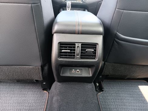Used 2023 Nissan Altima 2.0 SR FWD image 15