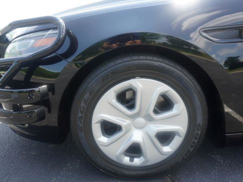 Used 2016 Ford Taurus Police Interceptor AWD image 35