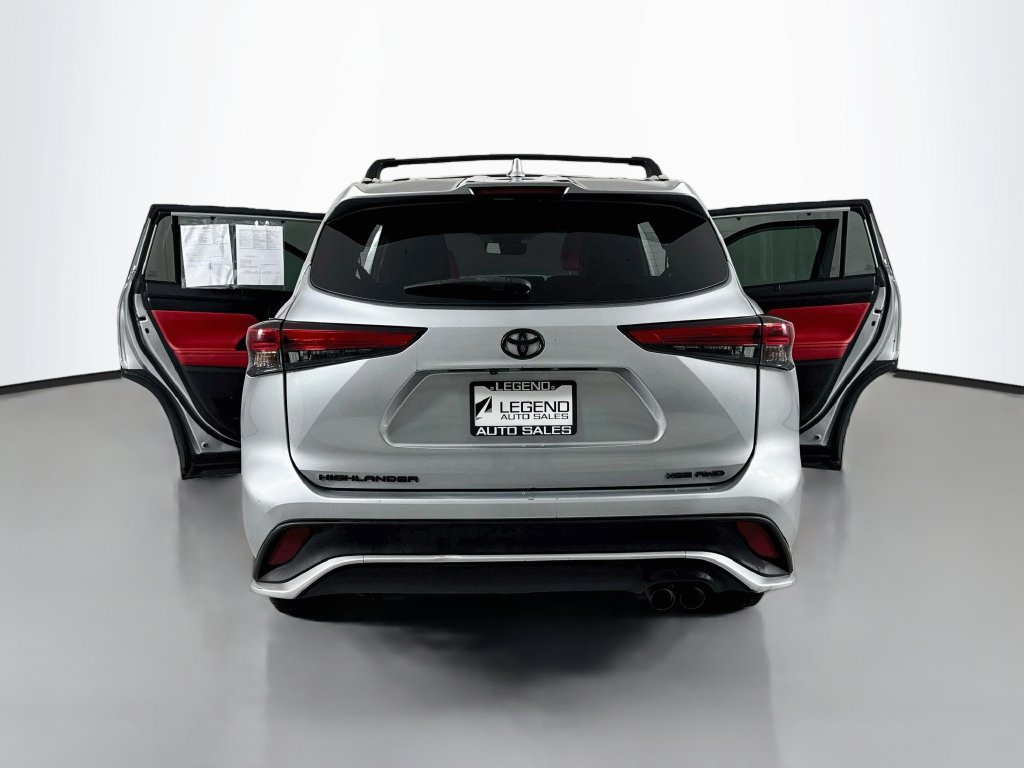 Used 2021 Toyota Highlander XSE AWD/4WD image 23