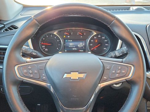 Used 2024 Chevrolet Equinox LT image 18