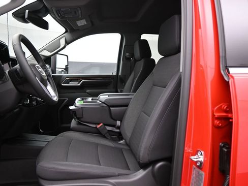 New 2026 GMC Sierra 3500 SLE w/ SLE Value Package AWD/4WD image 10