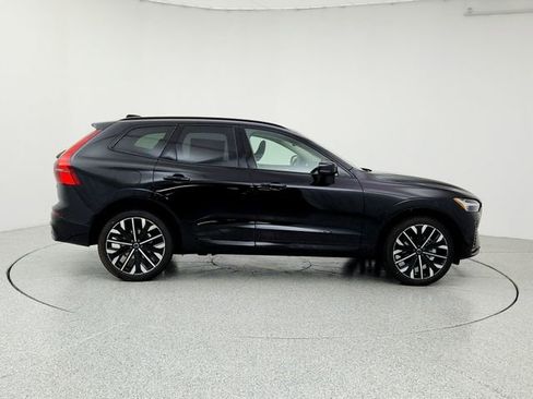 New 2026 Volvo XC60 B5 Ultra w/ Protection Package Premier image 4