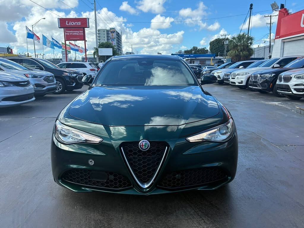 Used 2021 Alfa Romeo Giulia Ti RWD image 1